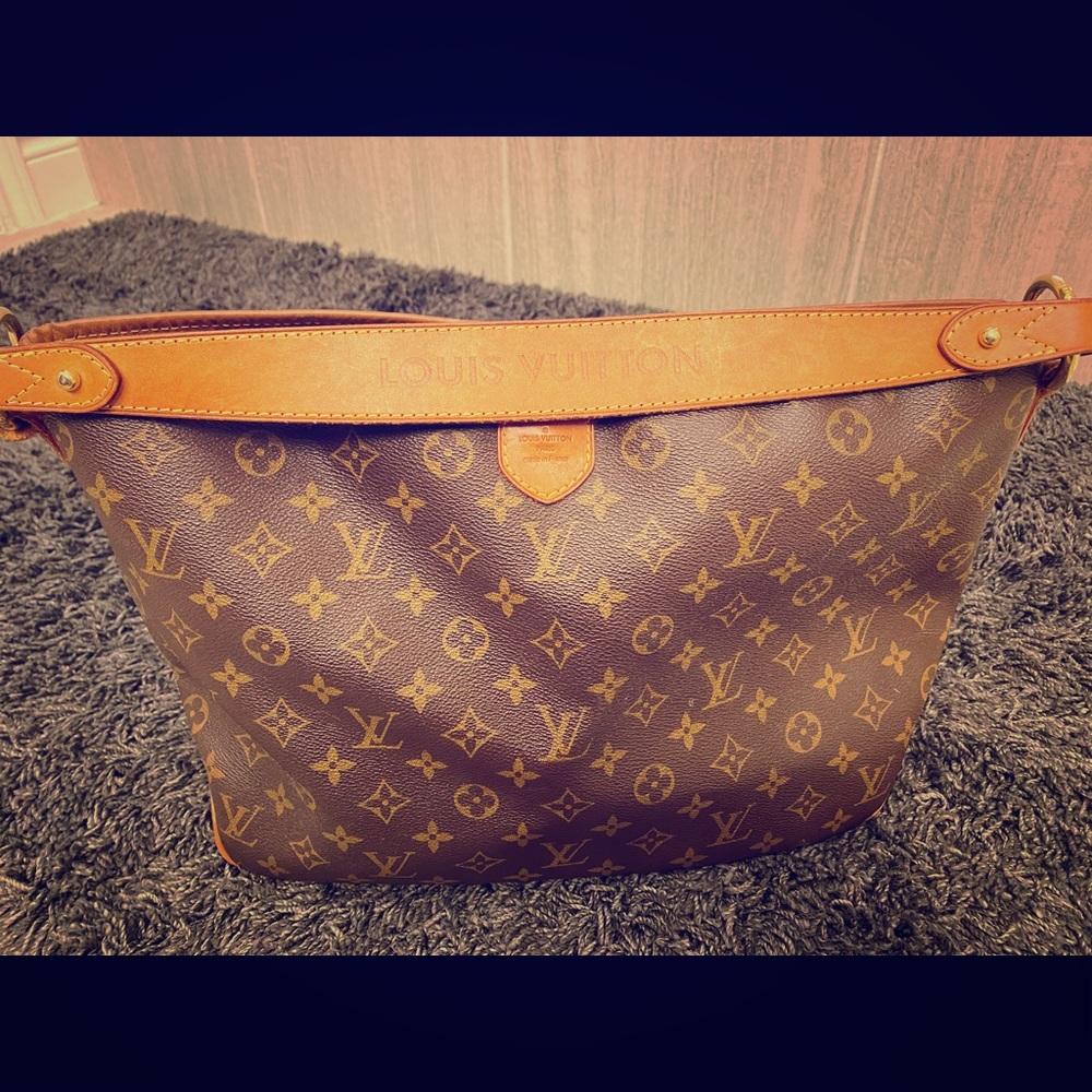 Authentic Louis Vuitton Graceful PM